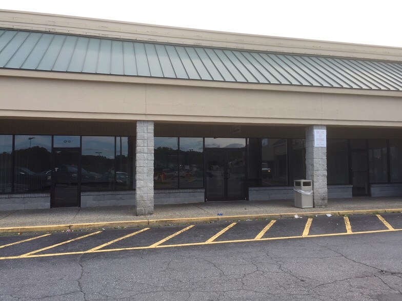More Photos Of 5600 Milgen Rd, Columbus Storefront For Lease