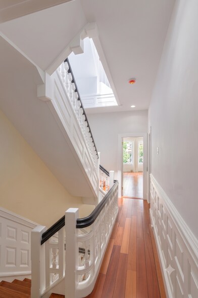 More Photos Of 338 W 71st St, New York Apartments For Sale