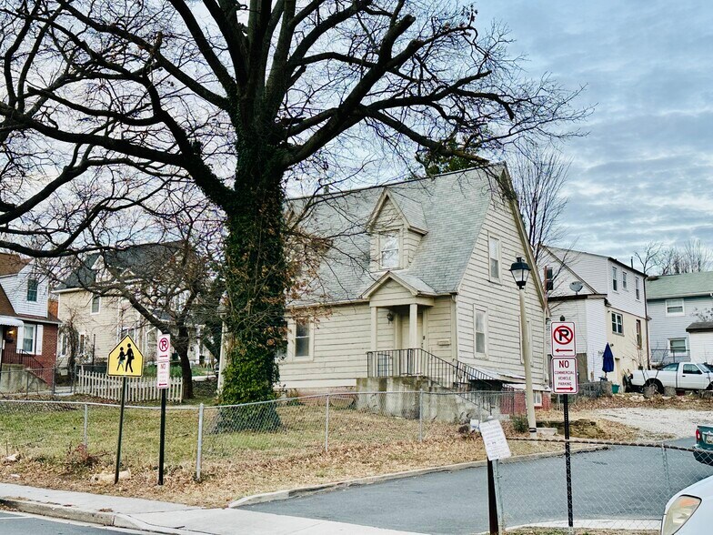 More Photos Of 2401 S Shirlington Rd, Arlington Land For Sale