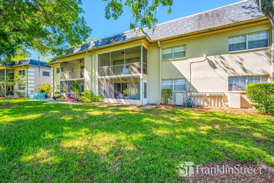 More Photos Of 68 Country Club Dr, Largo Multifamily For Sale