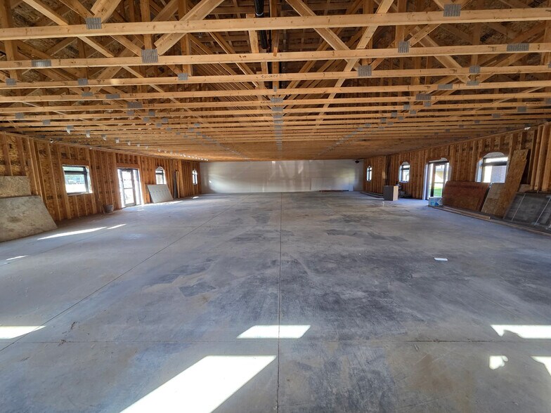More Photos Of 1915 N Webb Rd, Grand Island Medical For Sale