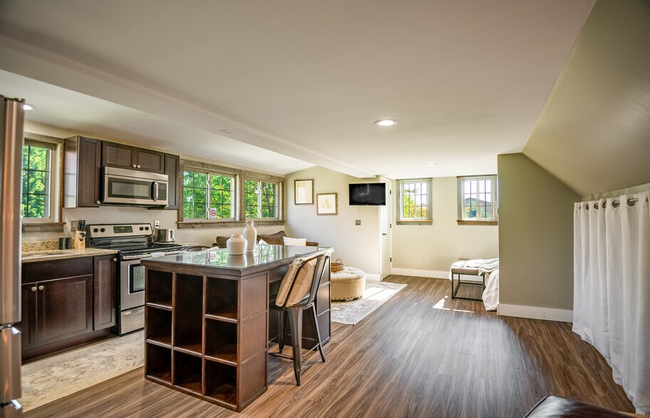 More Photos Of 141 Black Rd, Volant Lodge Meeting Hall For Sale