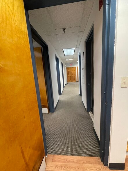 More Photos Of 91 Lake Ave, Tuckahoe Office For Sale