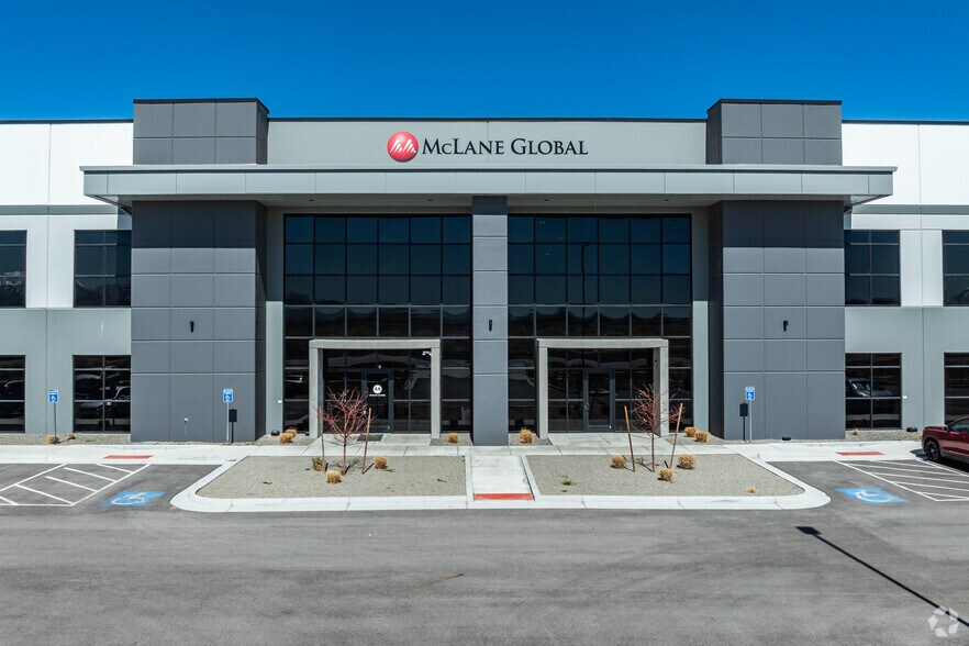 More Photos Of 6792 W 700 N, Salt Lake City Distribution For Lease