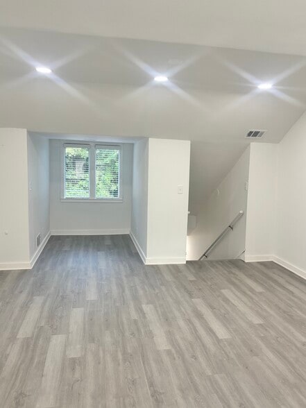 More Photos Of 494 W Crogan St, Lawrenceville Office Residential For Sale