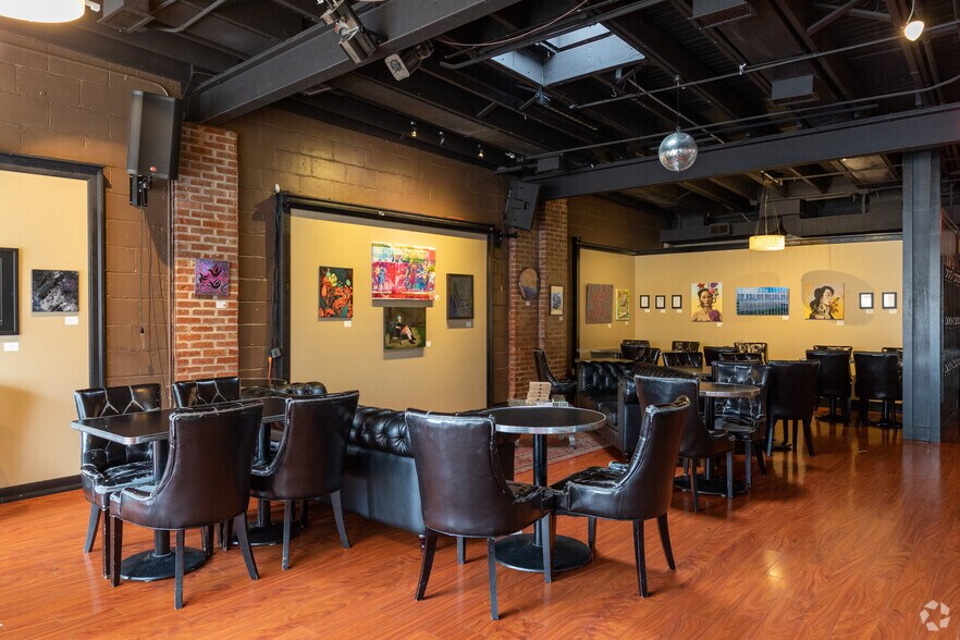 More Photos Of 439-451 S Broad St, Trenton Office For Lease