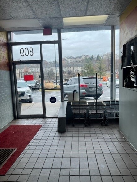 More Photos Of 801-829 Southern Ave, Oxon Hill Unknown For Lease