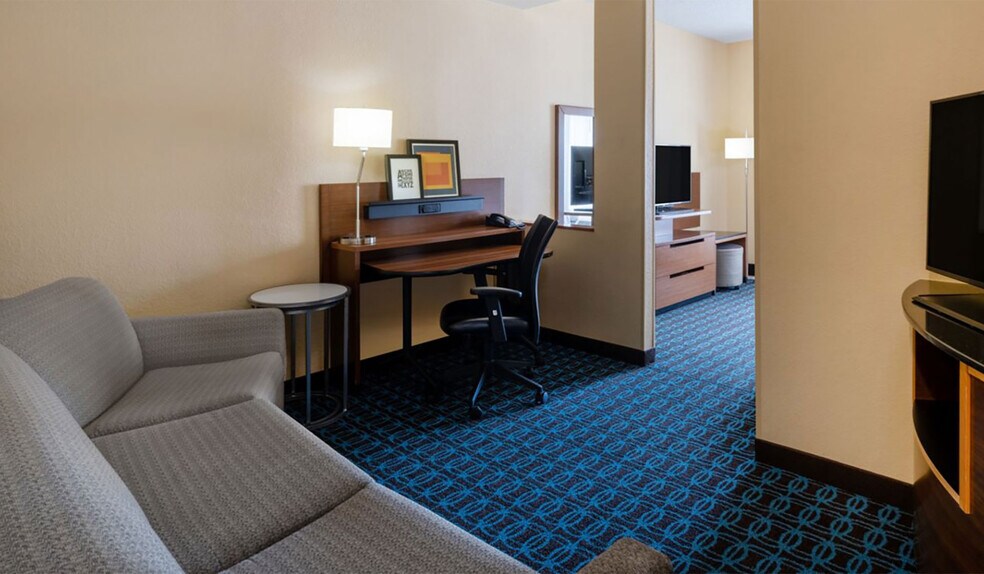 More Photos Of 13851 E Harvard Ave, Aurora Hotel For Sale