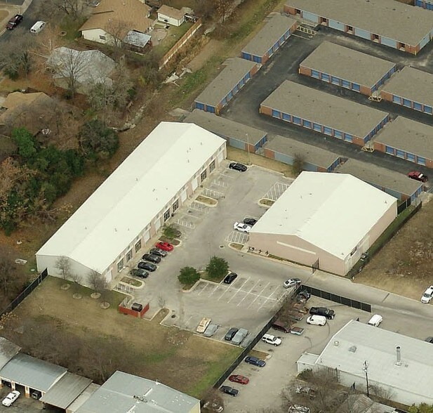 More Photos Of 10200 N Lamar Blvd, Austin Unknown For Lease