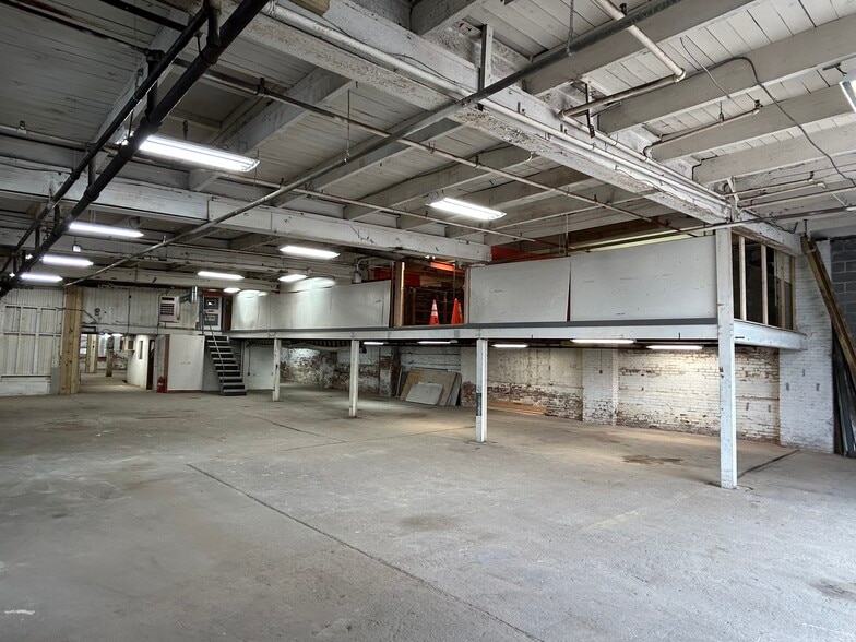 More Photos Of 3521 F St, Philadelphia Warehouse For Sale