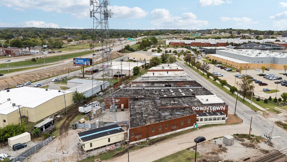 More Photos Of 10-28 N Guthrie Ave, Tulsa Manufacturing For Sale