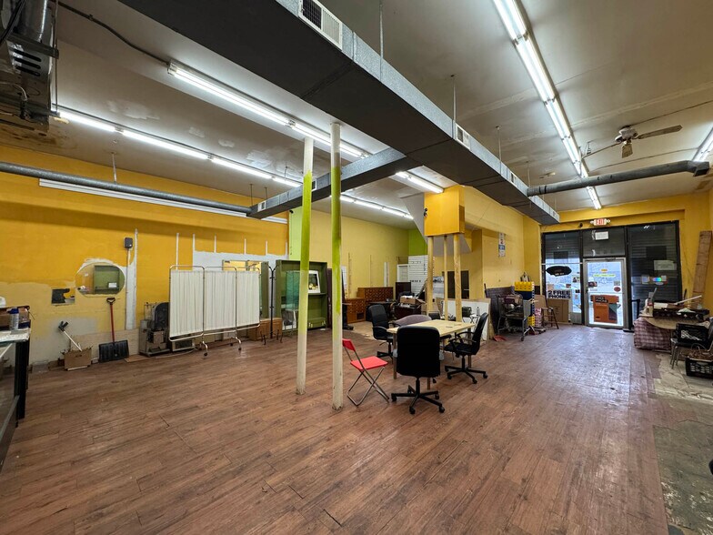 More Photos Of 443-447 E 25th St, Baltimore Storefront Retail Residential For Sale