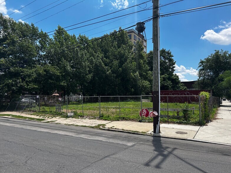 More Photos Of 212 W Diamond St, Philadelphia Land For Sale