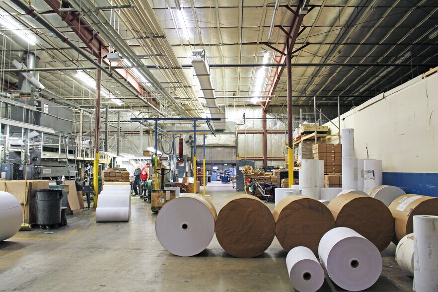More Photos Of 4590 Graphics Dr, White Plains Manufacturing For Lease