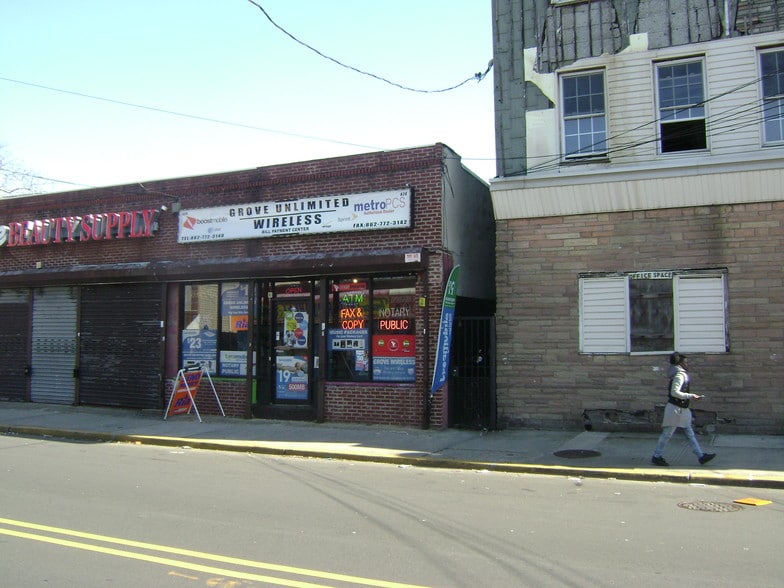 More Photos Of 628-630 Grove St, Irvington General Retail For Sale