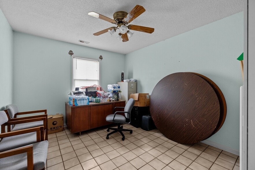 More Photos Of 405 Cherokee St, Kings Mountain Religious Facility For Sale