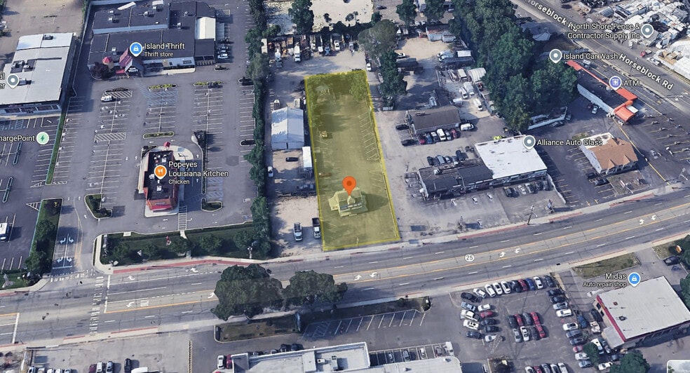 Primary Photo Of 1790 Middle Country Rd, Centereach Auto Dealership For Lease