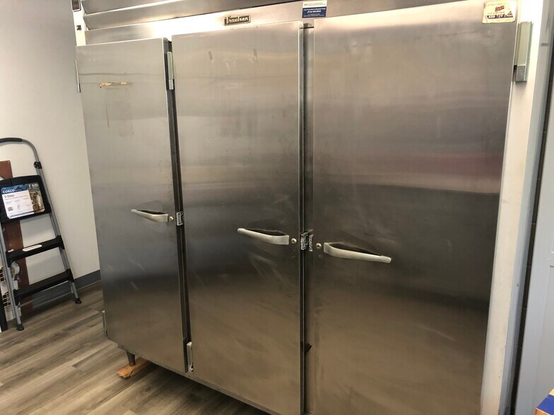 More Photos Of 2966 Crompond Rd, Yorktown Heights Schools For Lease