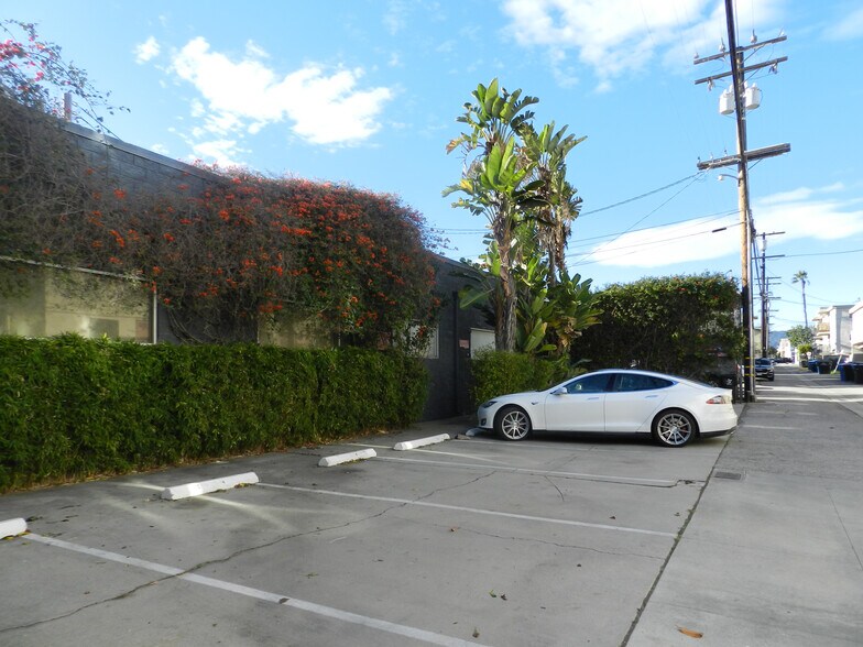 More Photos Of 1311 Broadway, Santa Monica Office For Lease