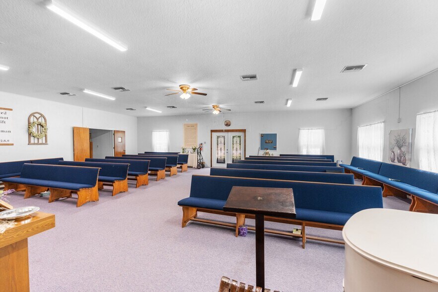 More Photos Of 14231 Old Mission Rd, Dade City Religious Facility For Sale