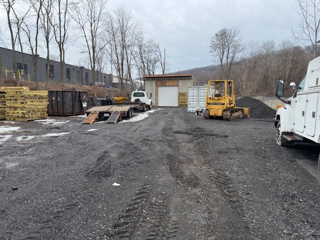 More Photos Of 7 Ruscitti Rd, New Windsor Township Flex For Lease