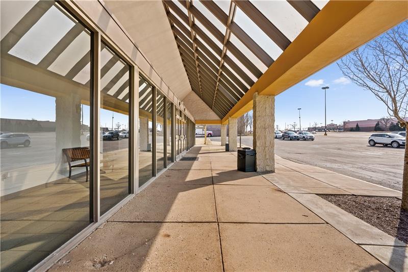 Primary Photo Of 7025 Clairton Rd, West Mifflin Flex For Lease