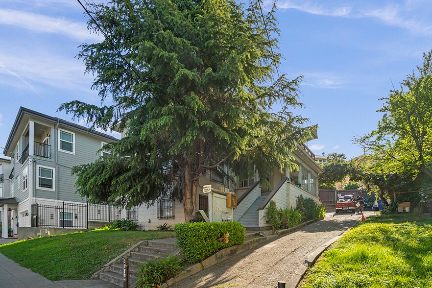 Primary Photo Of 330 Athol Ave, Oakland Apartments For Sale
