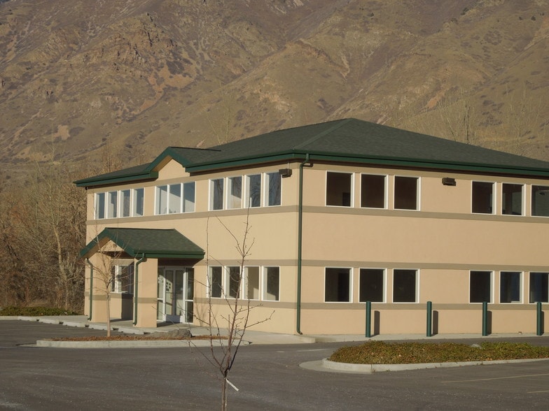 More Photos Of 1086 N 450 W, Springville Light Manufacturing For Sale