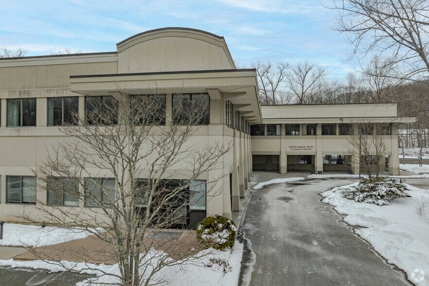 More Photos Of 765 Straits Tpke, Middlebury Office For Lease