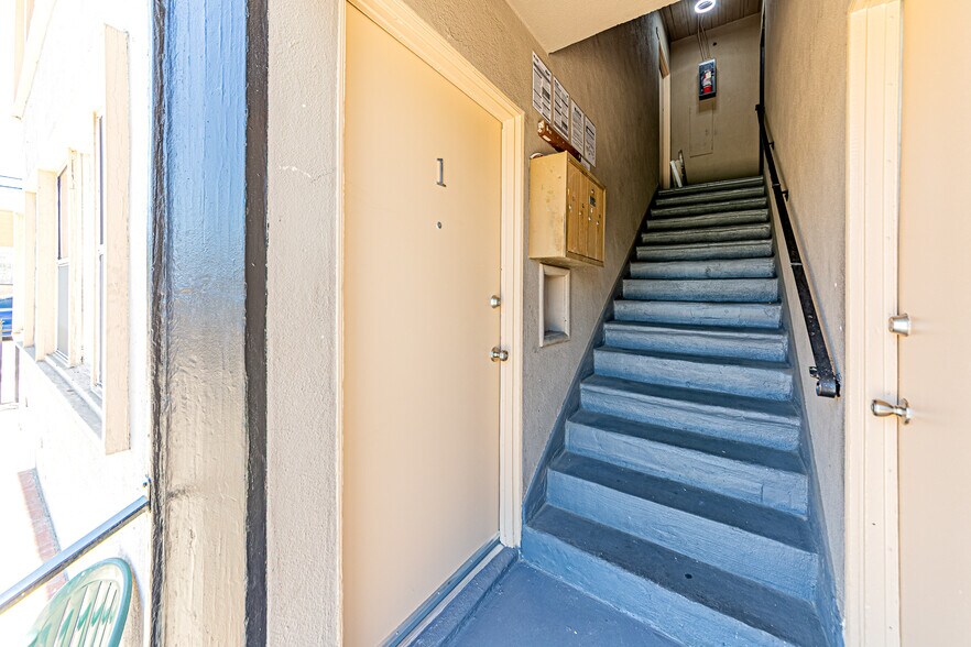 More Photos Of 1475 Venice Blvd, Los Angeles Apartments For Sale