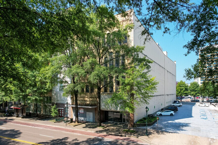 Primary Photo Of 619 Market St, Chattanooga Office For Sale