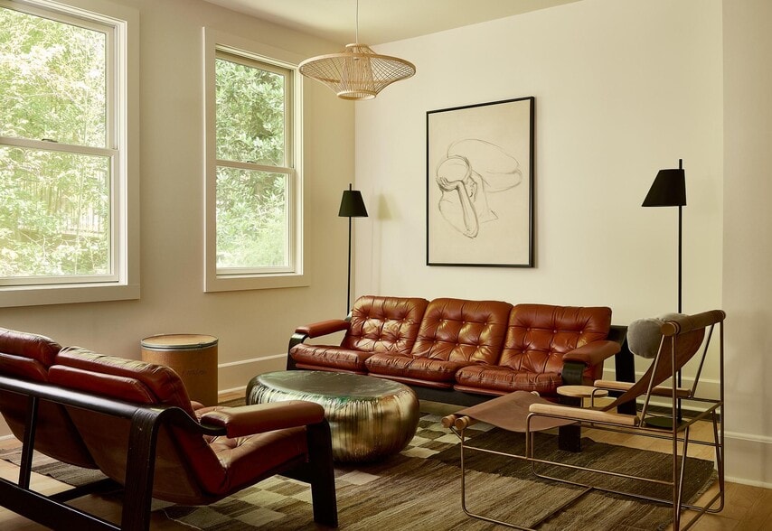 More Photos Of 173 E Chestnut St, Asheville Hotel For Sale