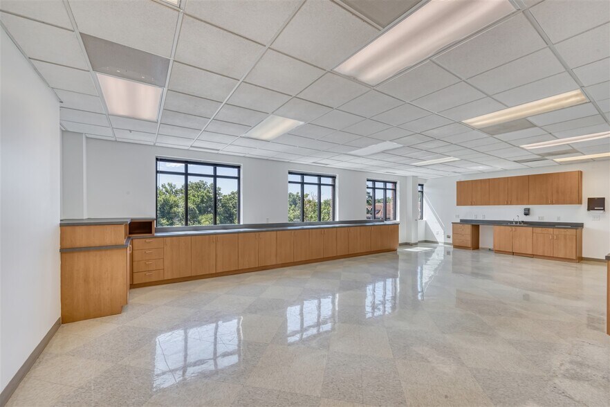 More Photos Of , Chapel Hill Office For Sale