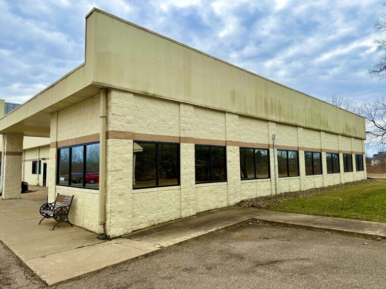 More Photos Of 101 Innovation Pky, Williamston Office For Sale