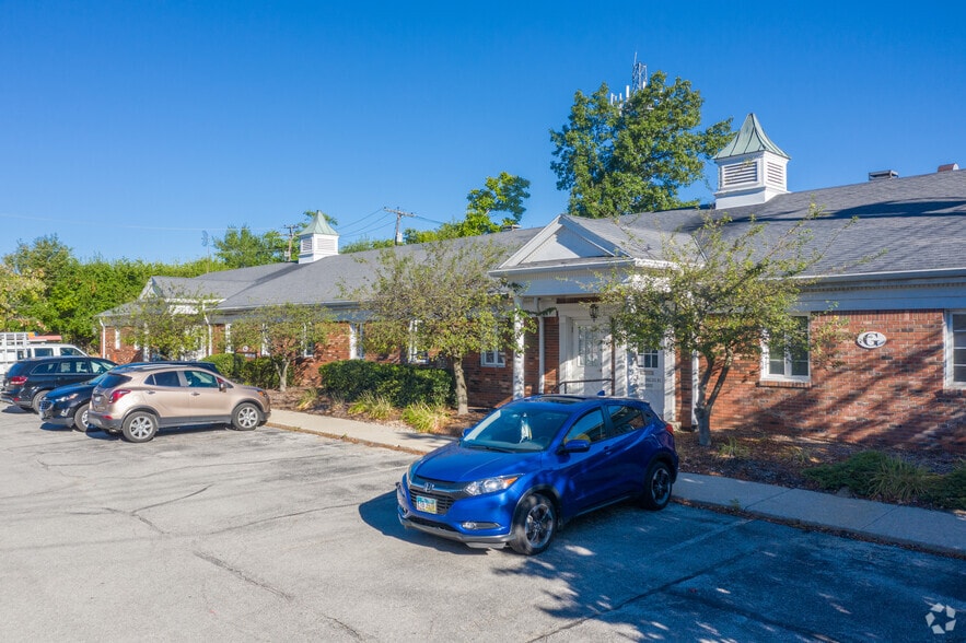 Primary Photo Of 5800 C Monroe St, Sylvania Medical For Sale