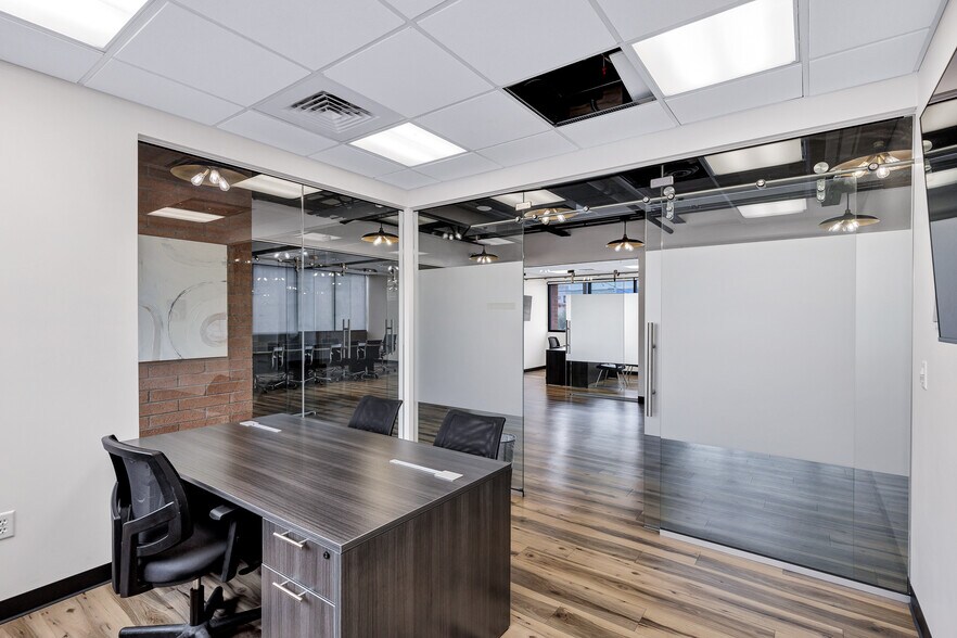More Photos Of 2727 N 3rd St, Phoenix Office For Sale