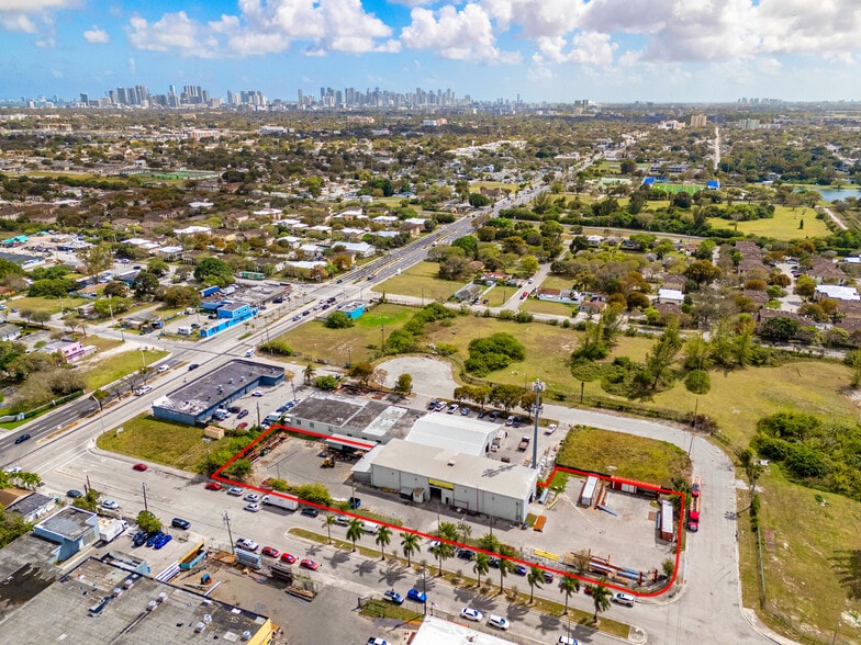 More Photos Of 2250 NW 77th Ter, Miami Warehouse For Lease