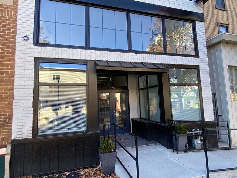 More Photos Of 128 S 1st St, Lehighton Office For Lease
