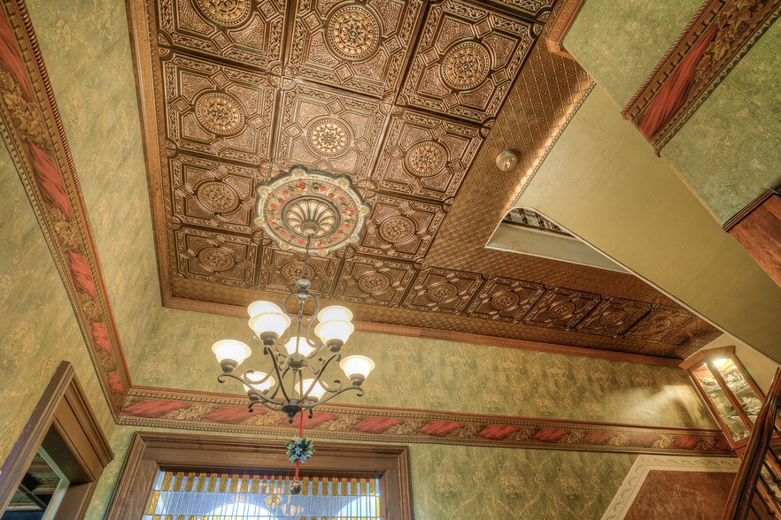 More Photos Of 2109 Robinson St, Oroville Specialty For Sale