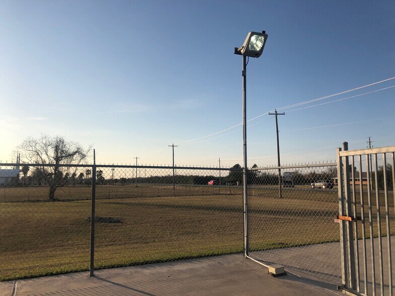 More Photos Of 3621 E FM 646, League City Land For Sale