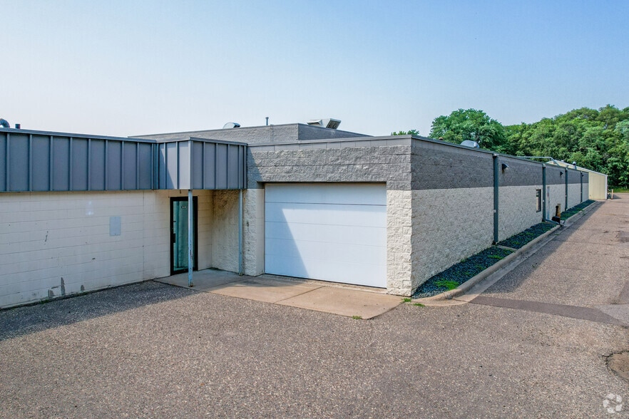 More Photos Of 1607 9th St, White Bear Lake Light Manufacturing For Lease