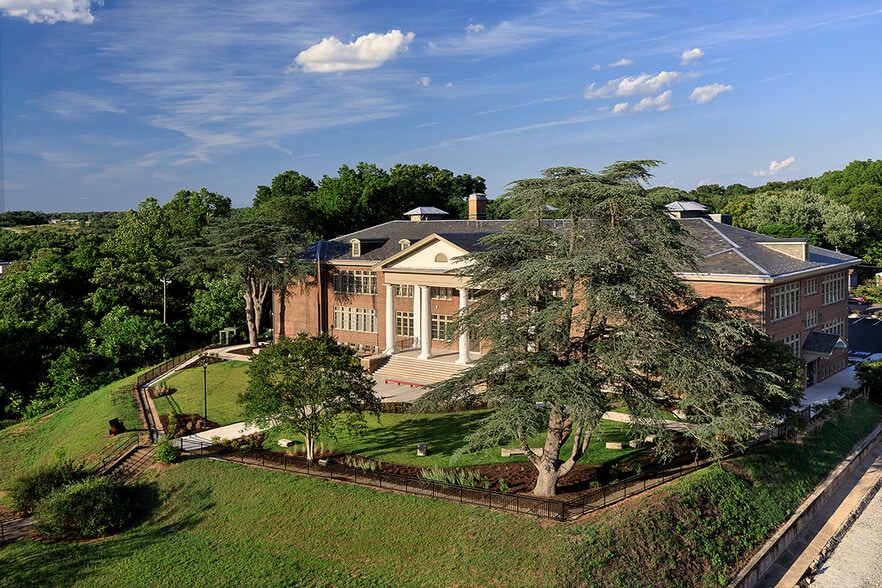 More Photos Of 1000 Carlisle Ave, Richmond Apartments For Lease