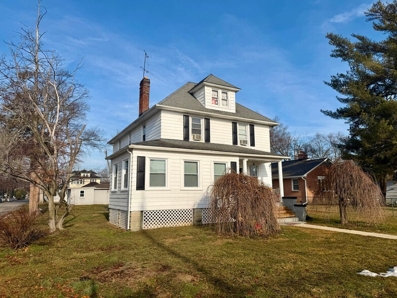 More Photos Of 136 S Parke St, Aberdeen Multifamily For Sale