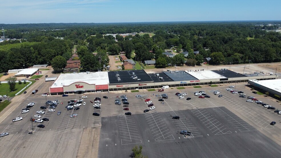 More Photos Of 201 Alabama St, Columbus Unknown For Lease