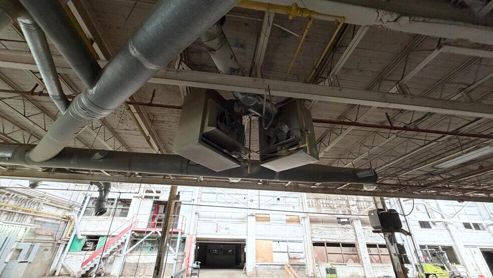More Photos Of 1300 E 2nd St, Jamestown Industrial For Sale