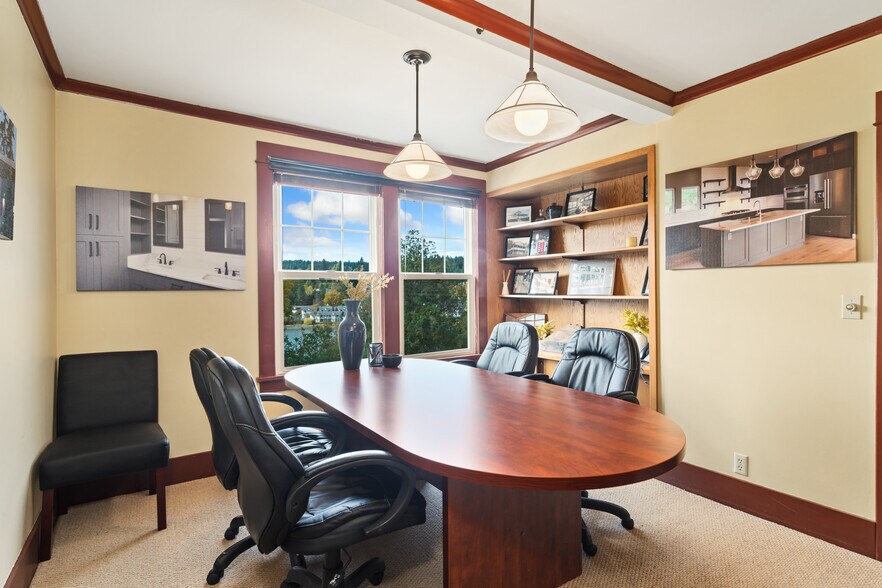 More Photos Of 19679 Front St, Poulsbo Office For Sale