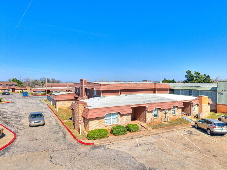 More Photos Of 7404 Lyrewood Ln, Oklahoma City Apartments For Sale