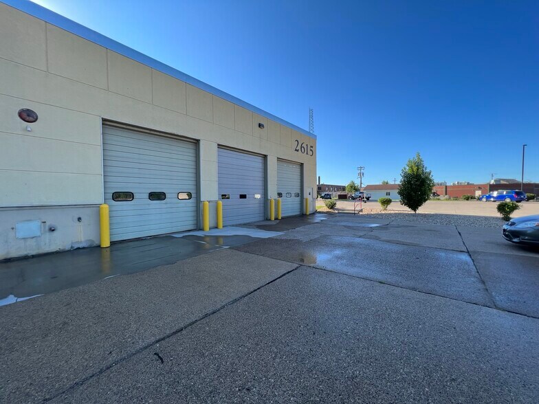 More Photos Of 2615 East Ave S, La Crosse Warehouse For Lease