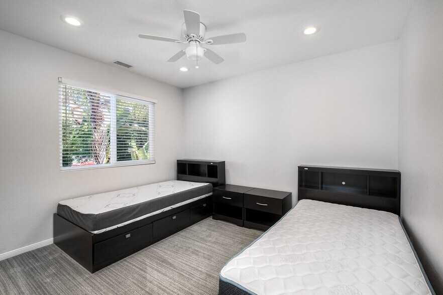 More Photos Of 6809 Corintia St, Carlsbad Multifamily For Sale