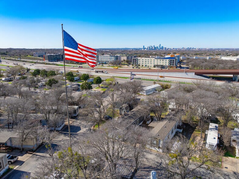 More Photos Of 7901 E Ben White Blvd, Austin Manufactured Housing Mobile Home Park For Sale